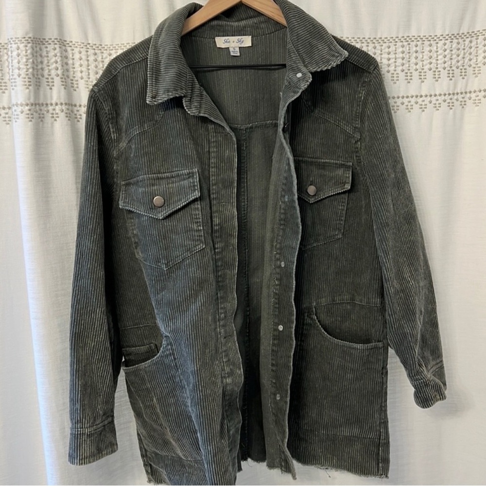 She + Sky size small corduroy oversized Long Shacket jacket